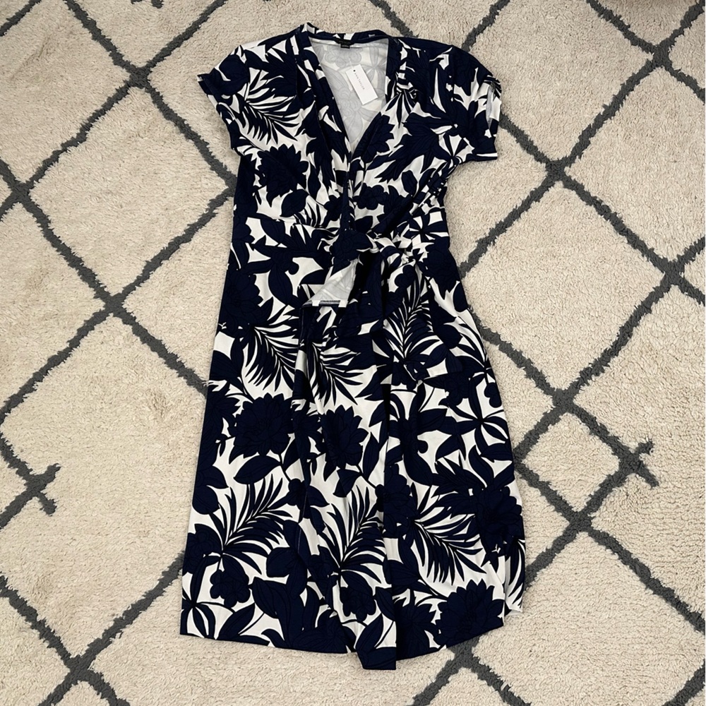 Ann Taylor Floral Dress Blue/White Size 14 New with Tags.